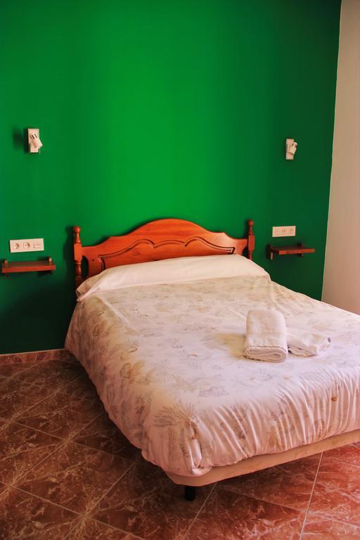 Hostal La Zamora Carcabuey ภายนอก รูปภาพ